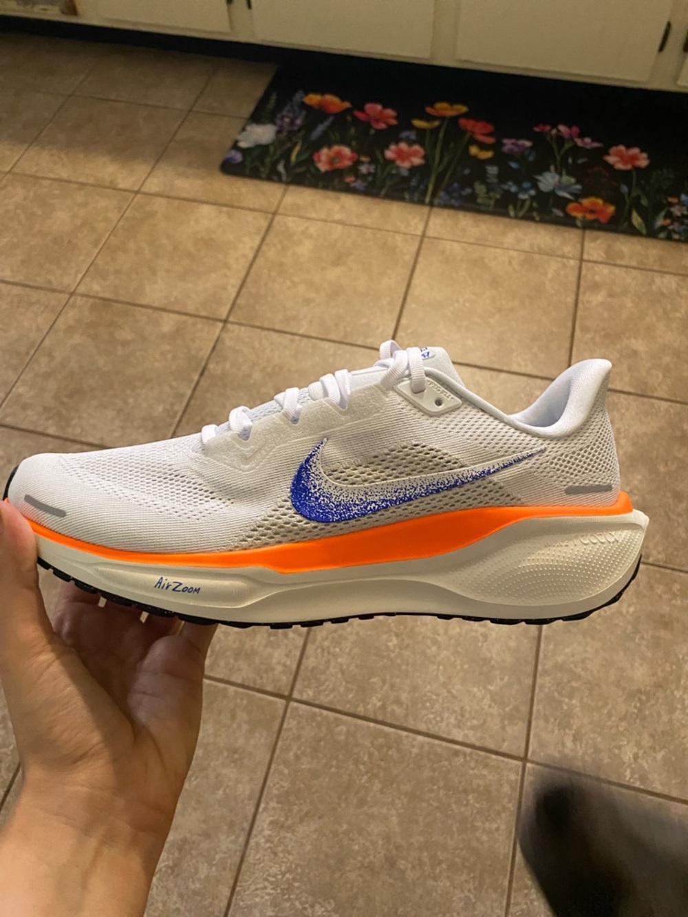 Women’s Nike Air Zoom Pegasus - Picture 2 of 7